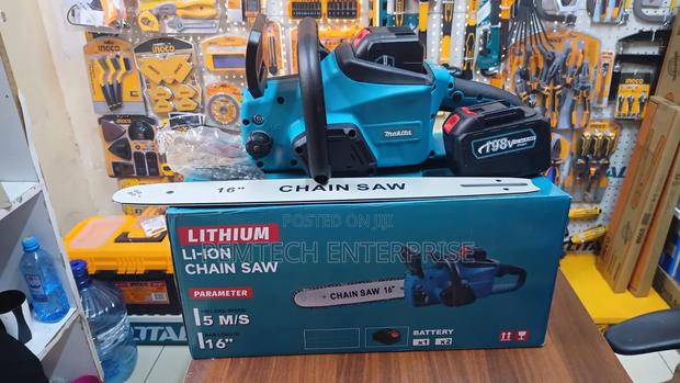 16-Inch Cordless Lithium-Ion Chainsaw - thumbnail 4