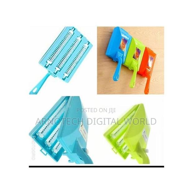Carpet Cleaning Brush Multifunctional Hand Double Roller - thumbnail 3