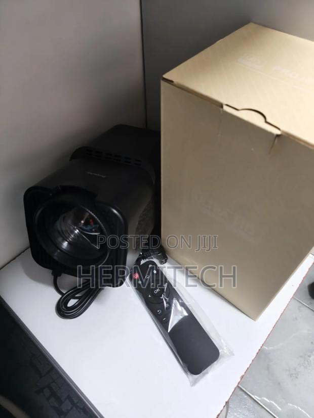 High Quality Led Light Source Use Hy320 Projector Display 200 Inches