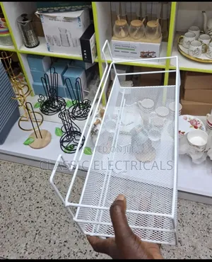 Metallic Organizer(Large) 850/-
Has 6 Hooks for Extra Storage
Cm