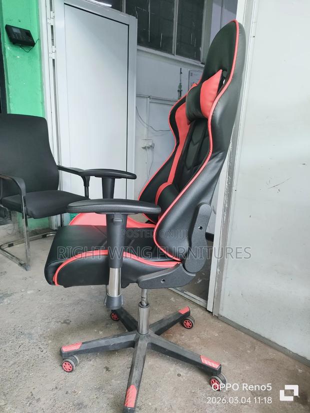 Office Furniture :Brand New Racing Gaming Chair