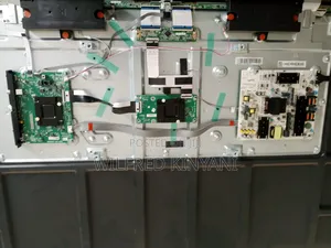 Electronics Repair Shop