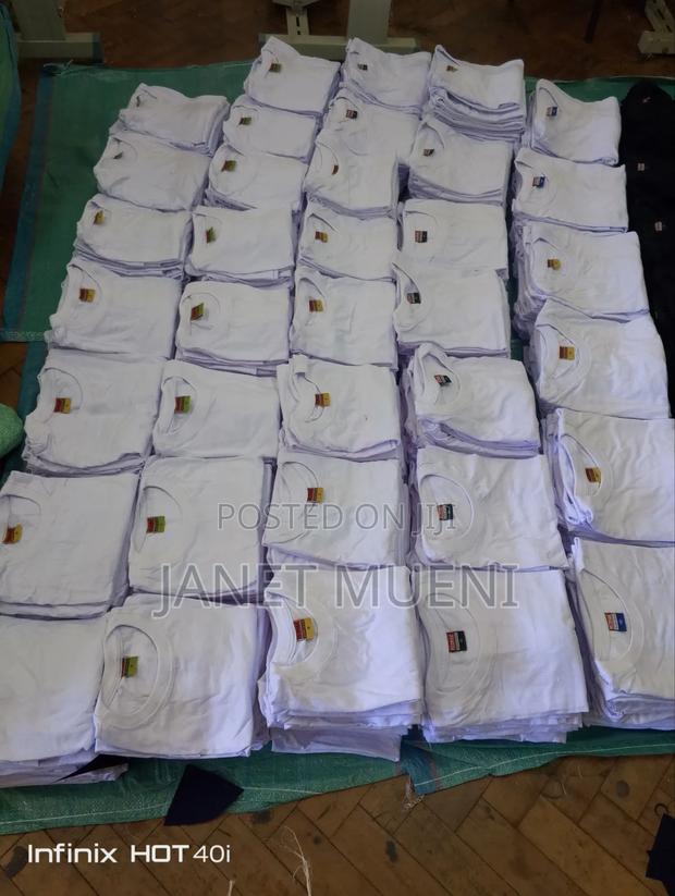 Plain T-shirts - thumbnail 2