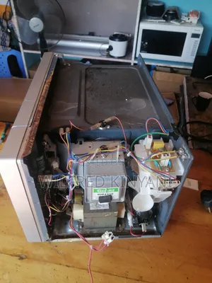 Electronics Repair Shop
