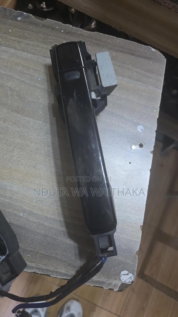 Outer Handle Nissan Dualis