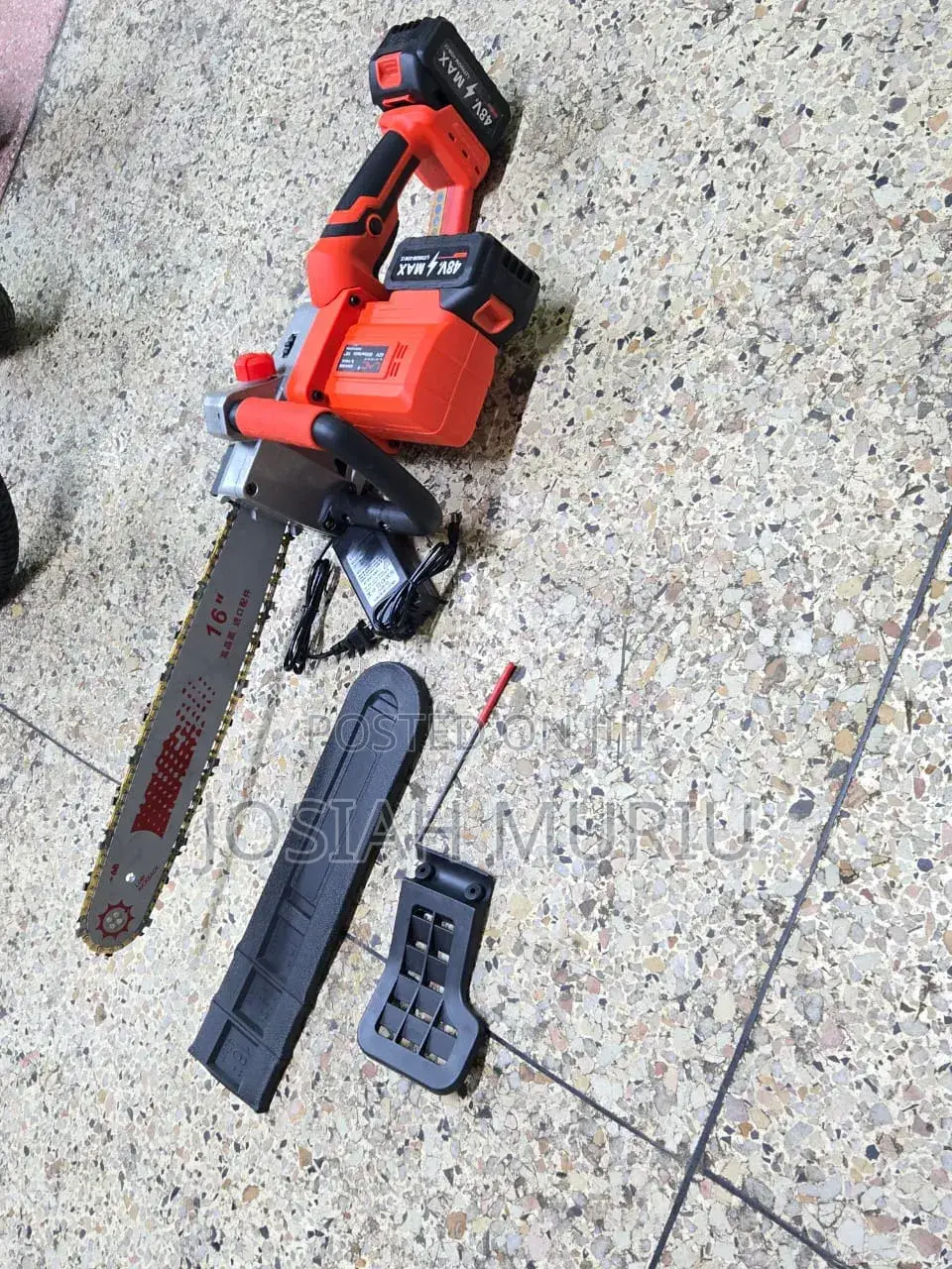16" Double Battery Cordless Chainsaw