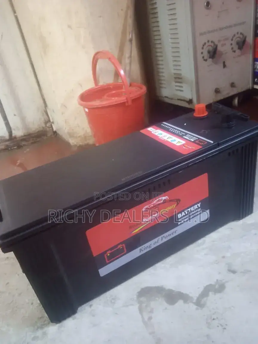 Roadrunner N120mf (12v/120ah) Car Track Battery