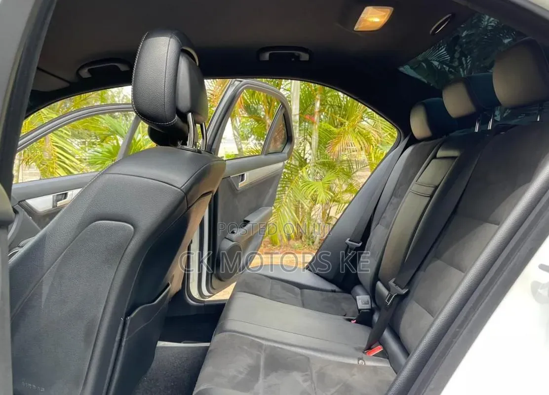 Mercedes-Benz C180 2014 White