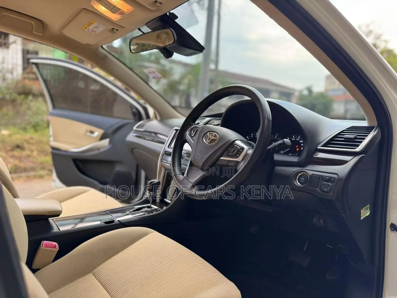 Toyota Premio 1.8 FWD 2018 White