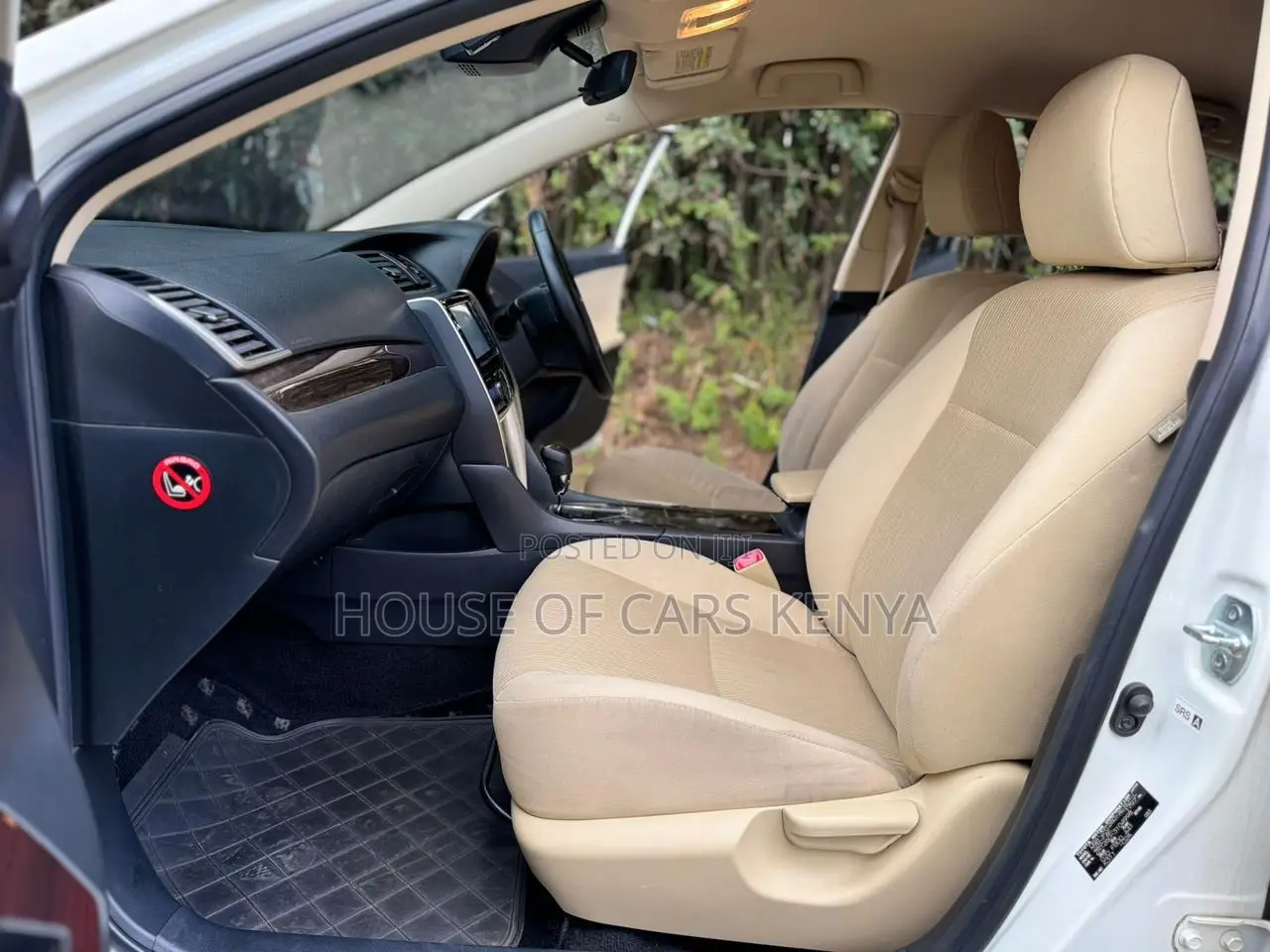 Toyota Premio 1.8 FWD 2018 White