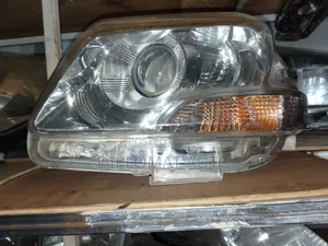 Toyota Sienta Headlight Xenon.