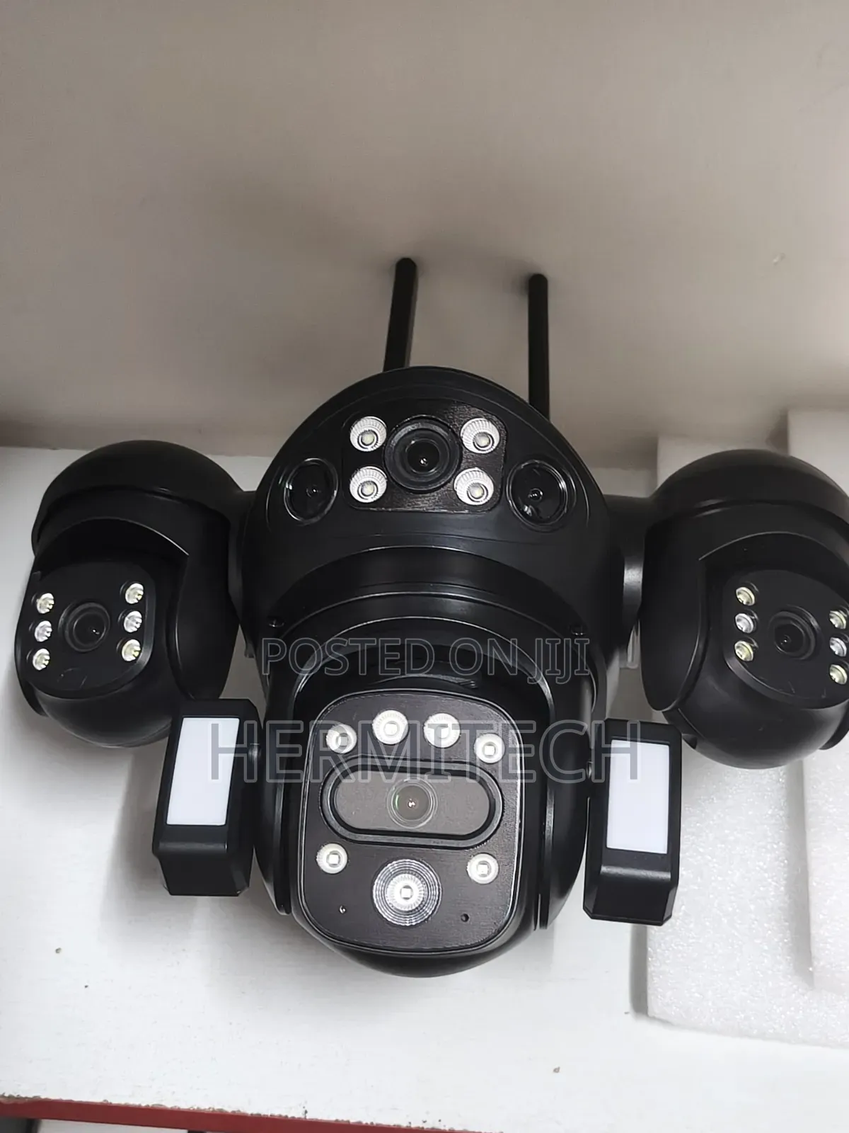 4lens CCTV 4-Eyes Outdoor Solar Camera 4g Sim Alarm Notification