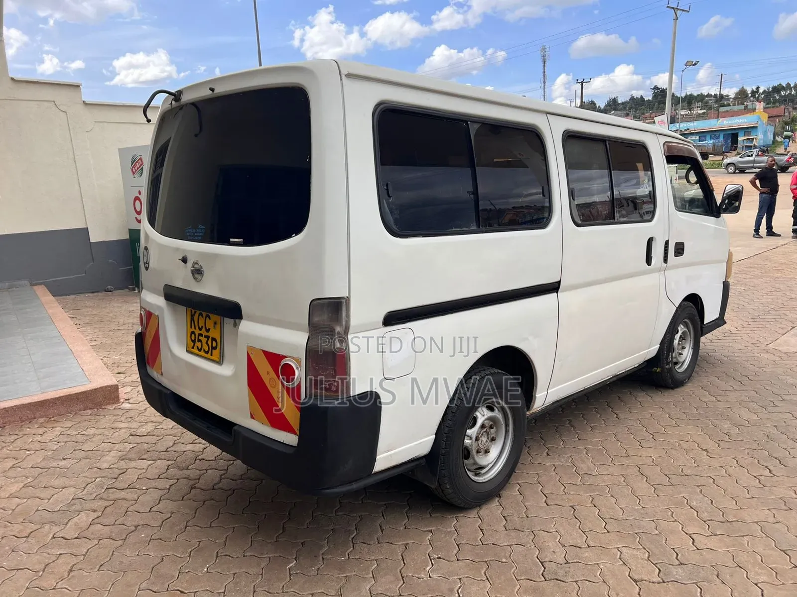 Nissan Caravan (Urvan) 2008 White