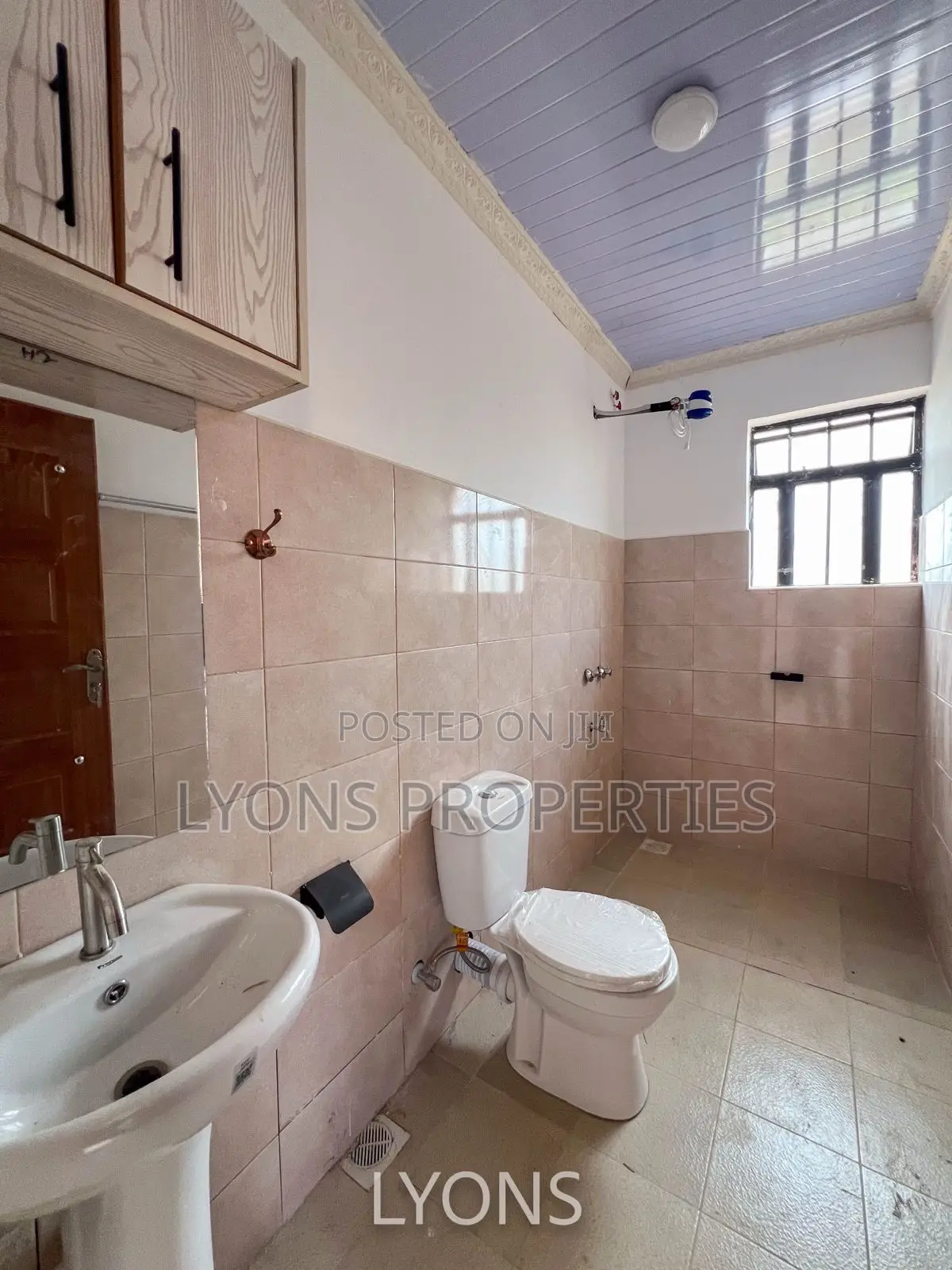 4bdrm Apartment in Rimpa for rent