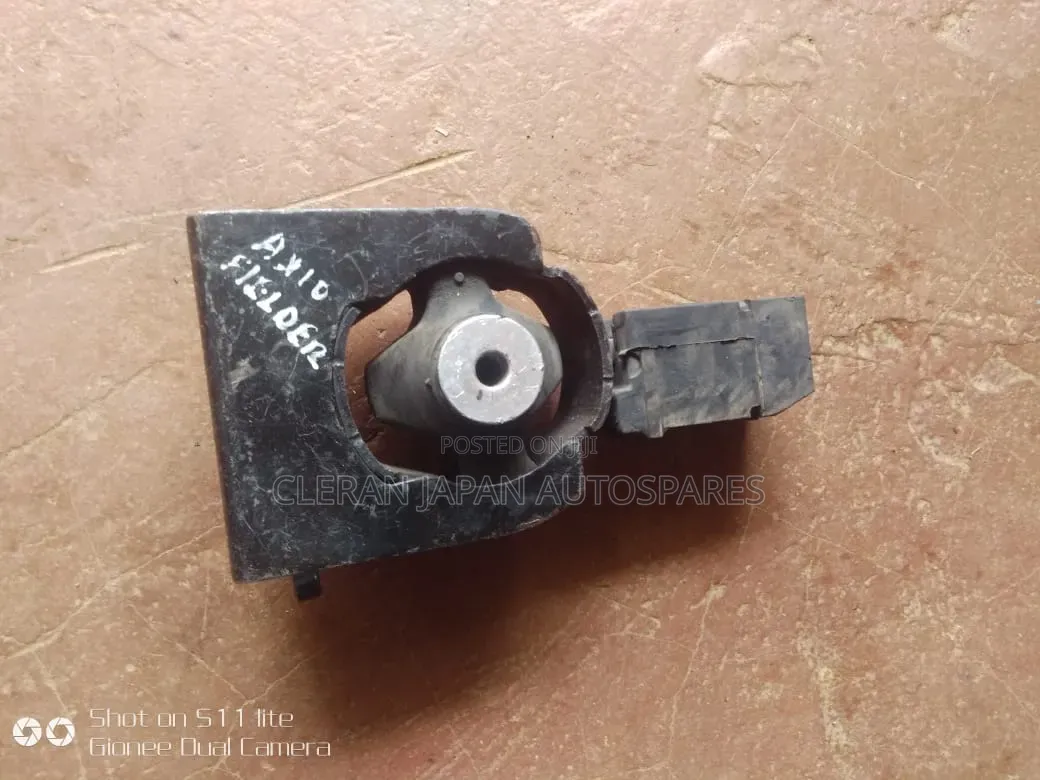 Axio/Fielder Gearbox Mountings