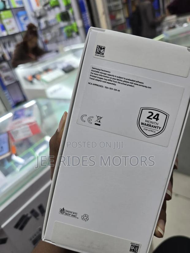 New Samsung Galaxy A17 128 GB Blue - thumbnail 2