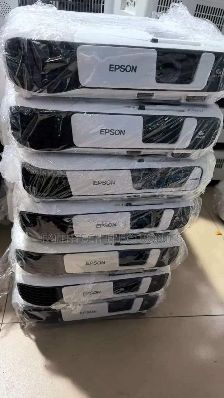 Game Streaming Projectors