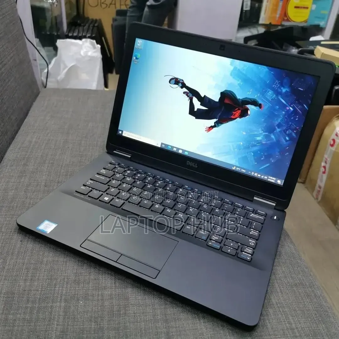 Laptop Dell Latitude E7270 8GB Intel Core i7 SSD 256GB