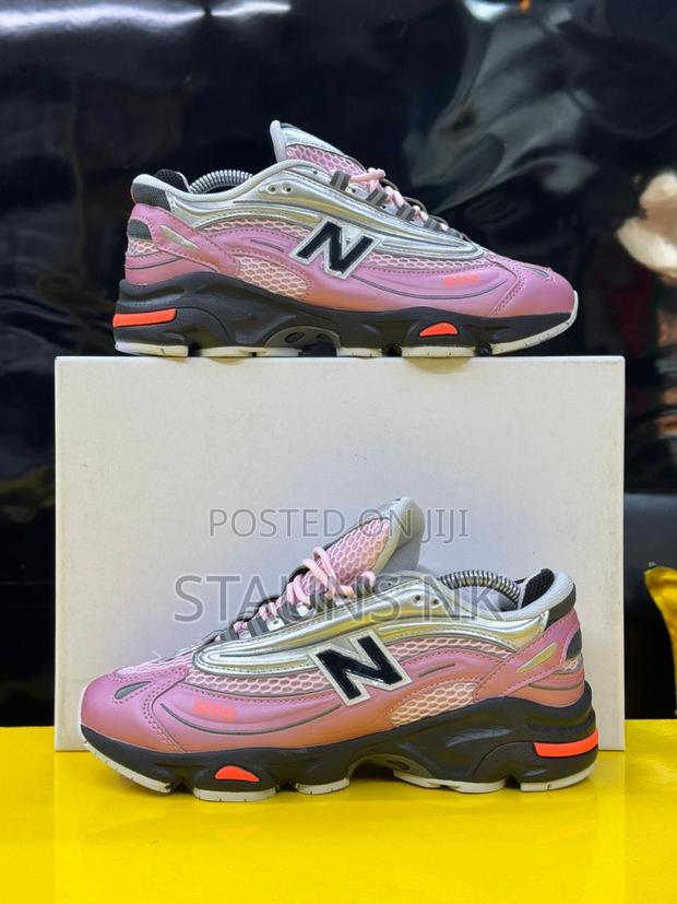 Quality Trendy Sneakers - thumbnail 2