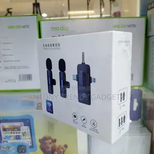 3-in-1 Wireless Lavalier Microphone Usb-C Lightning 3.5mm