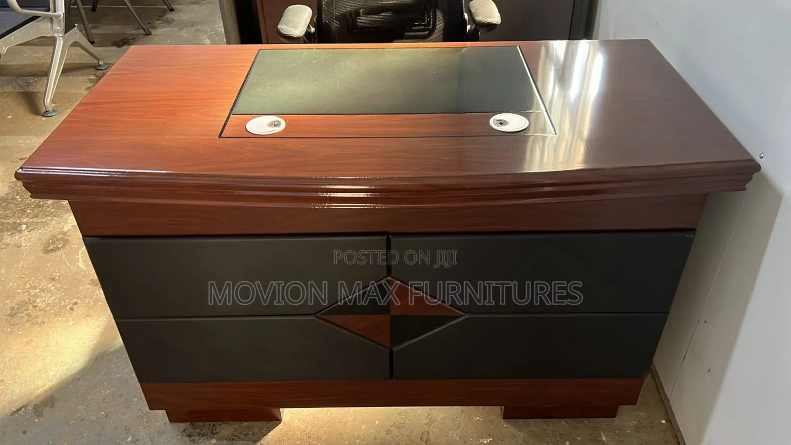 Boss Executive Luxury Desk