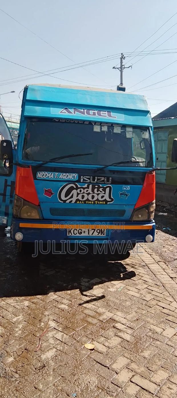 Isuzu NQR 2014 Blue