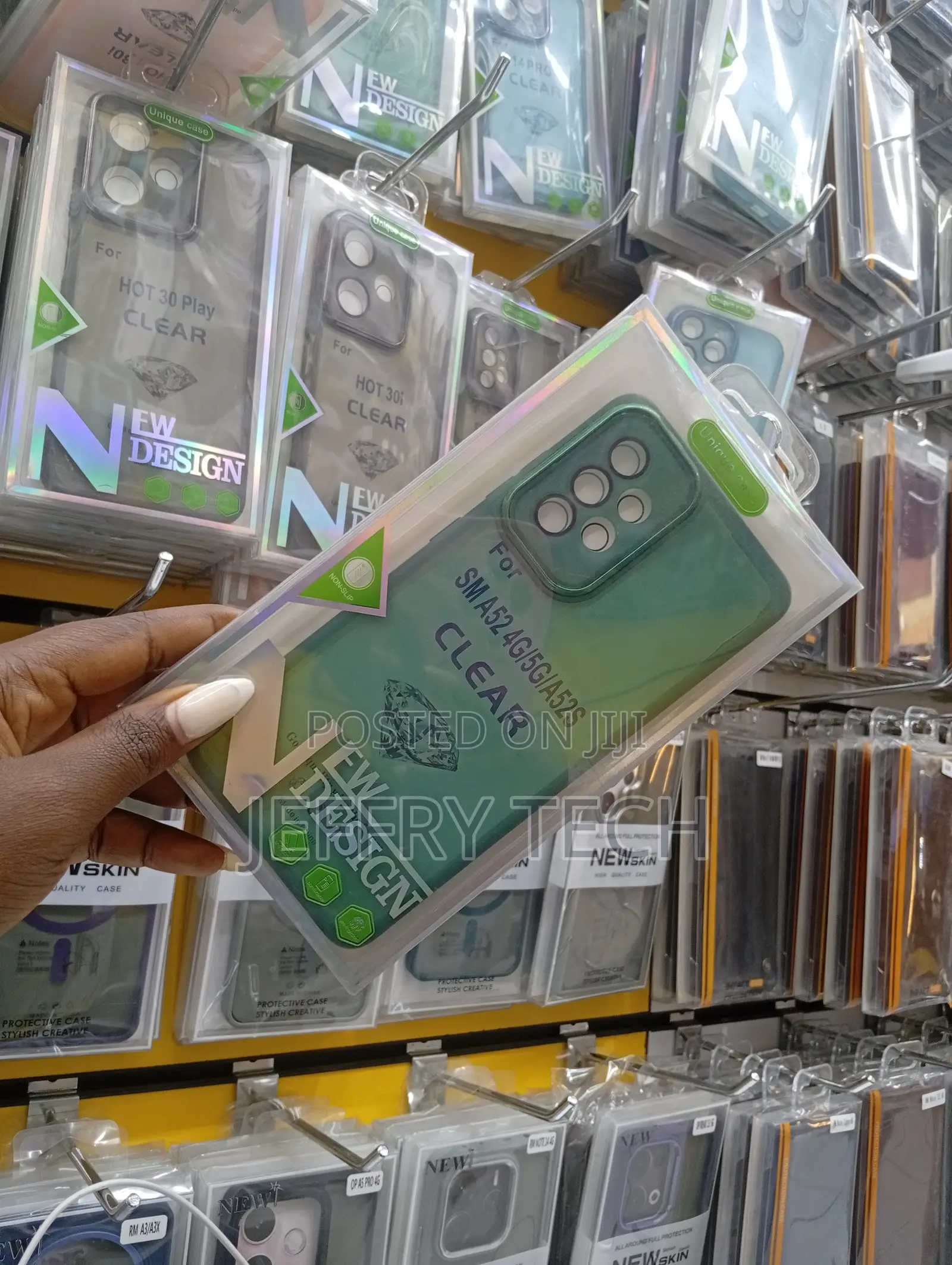 Clear Protective Phone Case for the Samsung Galaxy A52