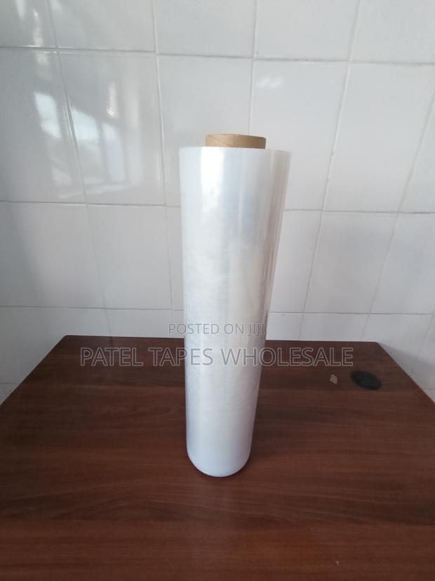 Clear Durable Hand Stretch Film - thumbnail 3