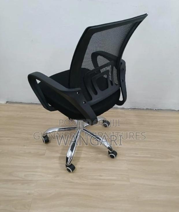 Payment on Delivered Office Chairs. No Head Rest
