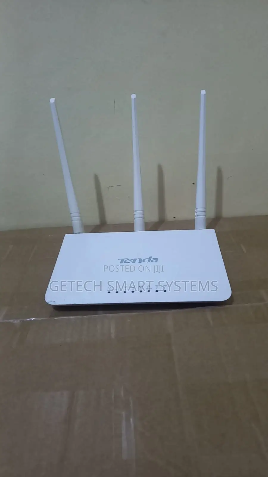Tenda F3 Wireless Router, Refurbished Fully Tested (100% Wokring)