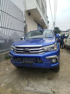 Toyota Hilux 2018 Blue