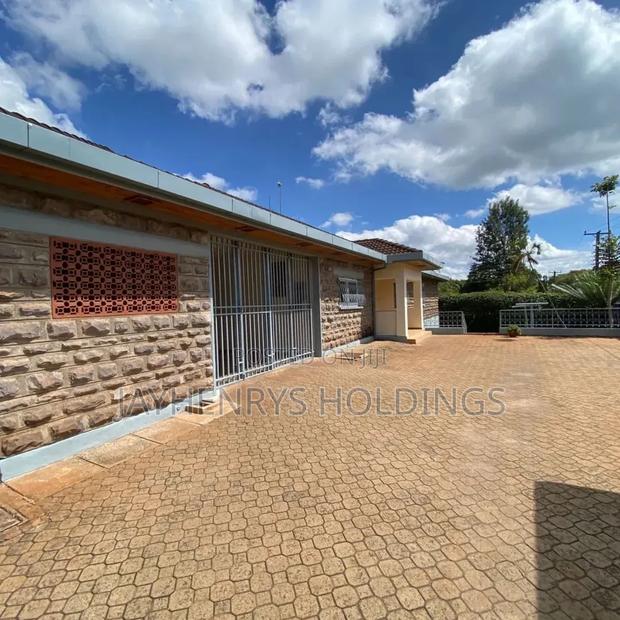 4bdrm Bungalow in Runda for rent - thumbnail 5
