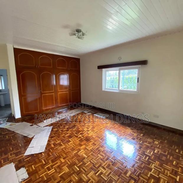 4bdrm Bungalow in Runda for rent - thumbnail 10
