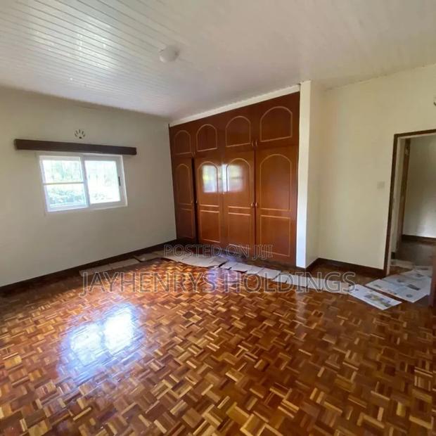 4bdrm Bungalow in Runda for rent - thumbnail 12