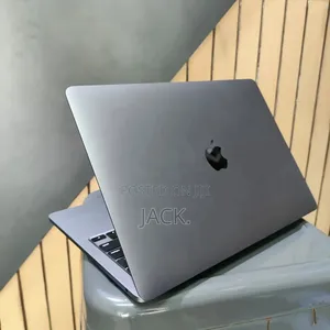 Laptop Apple MacBook Pro M1 8GB Apple M1 SSD 512GB