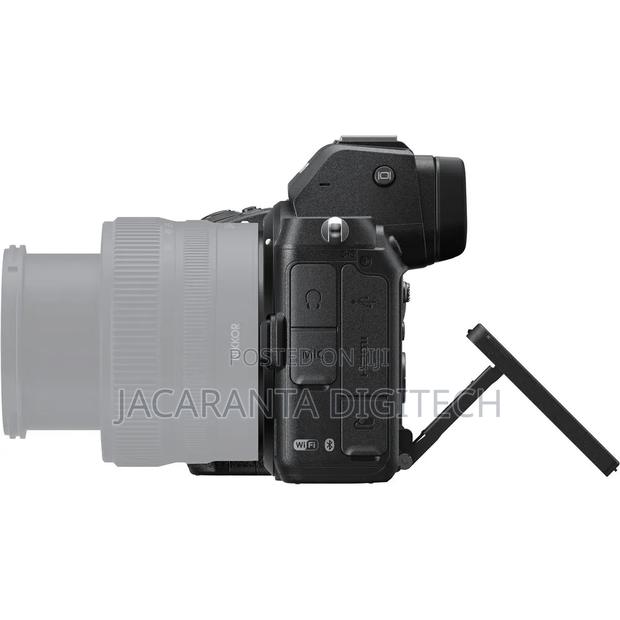 Nikon Z5 Mirrorless Camera - thumbnail 3