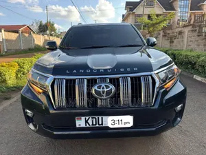 Toyota Land Cruiser Prado 2010 Black