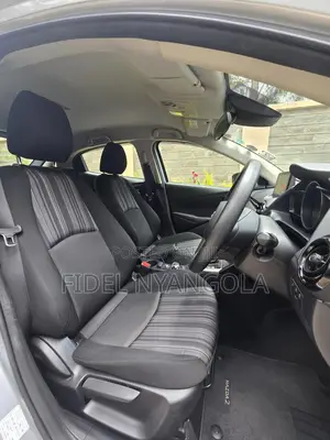 Mazda 2 2020 Silver