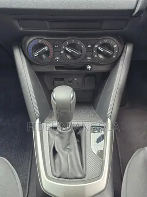 Mazda 2 2020 Silver