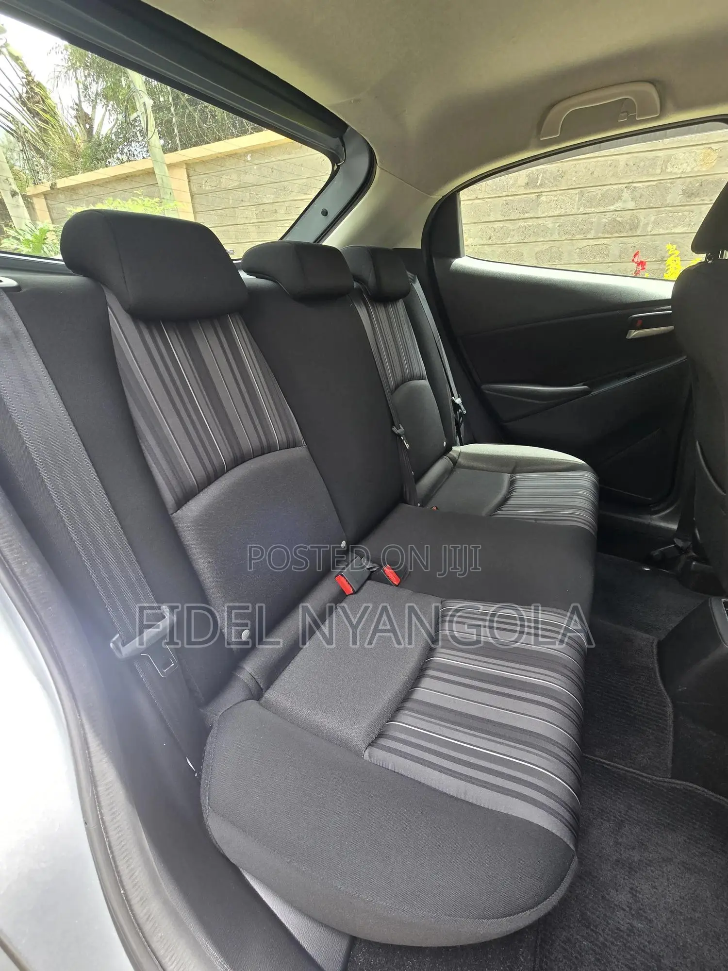 Mazda 2 2020 Silver