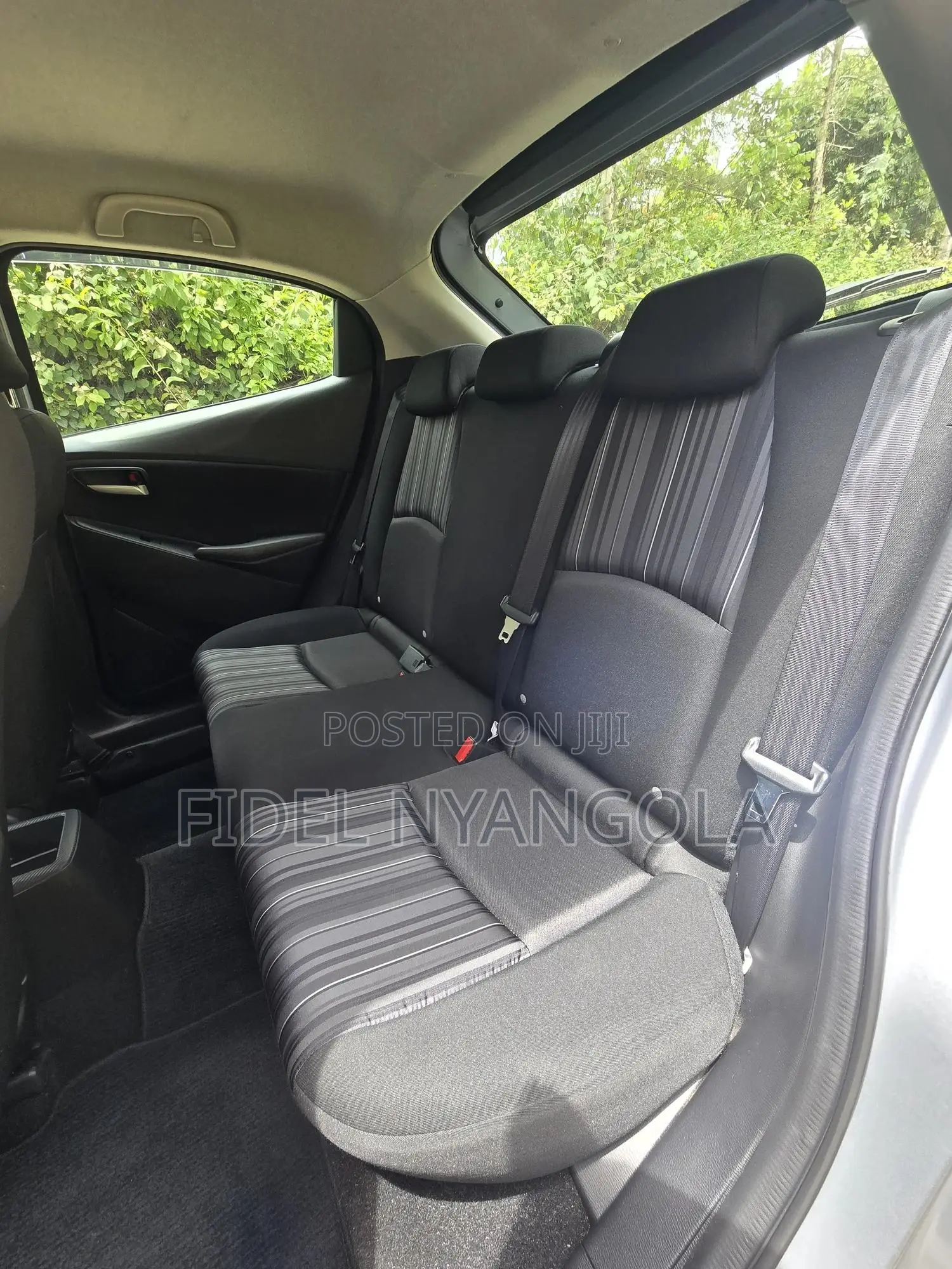Mazda 2 2020 Silver