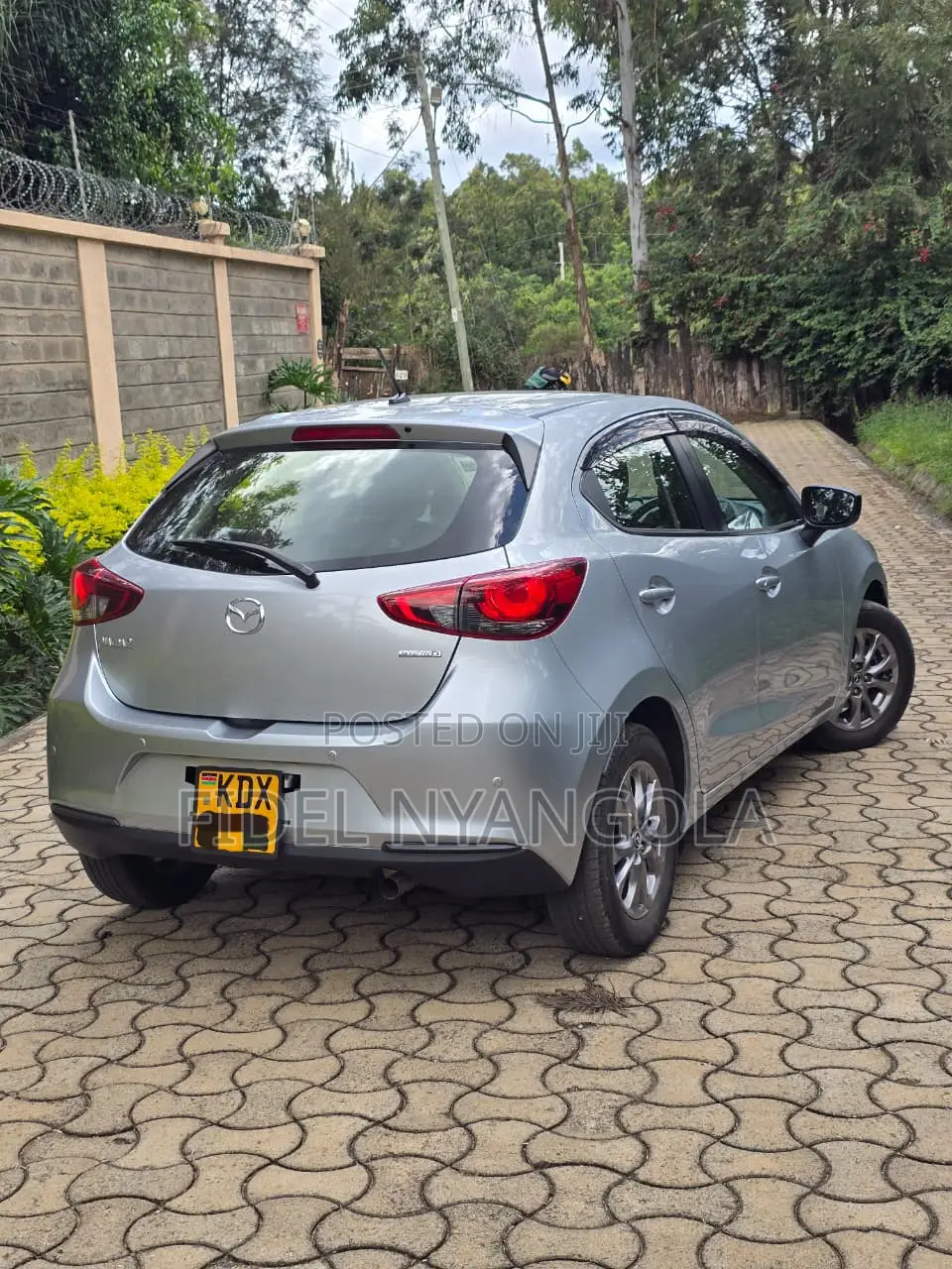 Mazda 2 2020 Silver