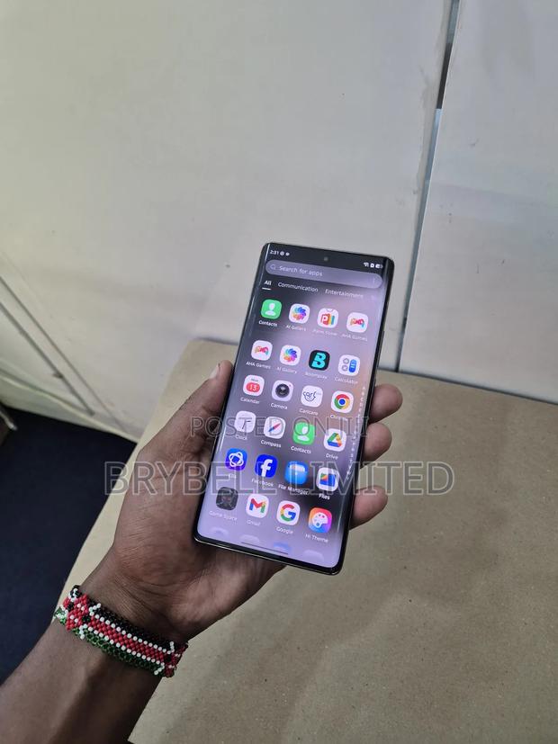 Tecno Camon 30S 256 GB Gray - thumbnail 7