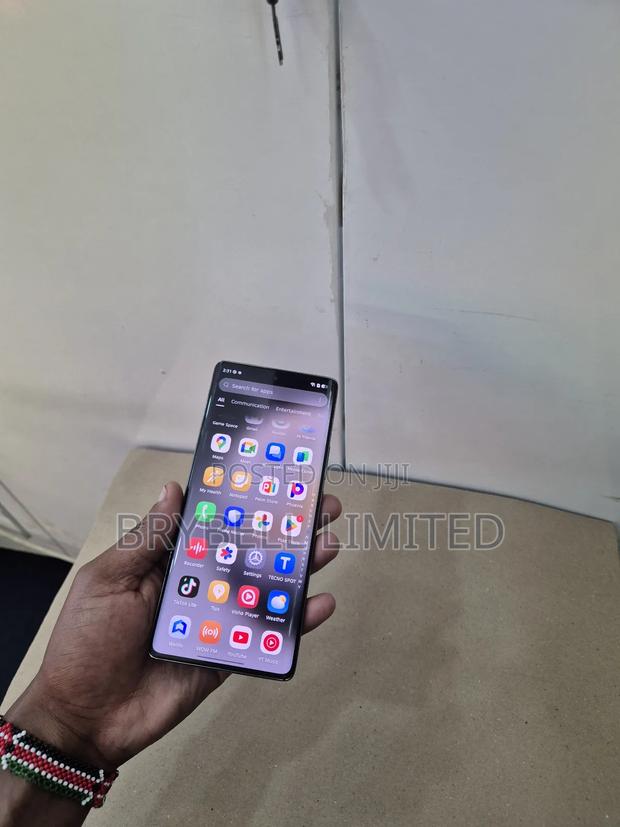 Tecno Camon 30S 256 GB Gray - thumbnail 5
