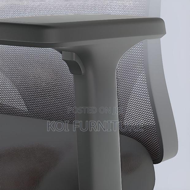 Office Chairs; Lumbar Support Ergonomic Managers Executive Chair - thumbnail 6