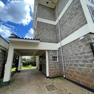 5bdrm House in Roysambu for rent