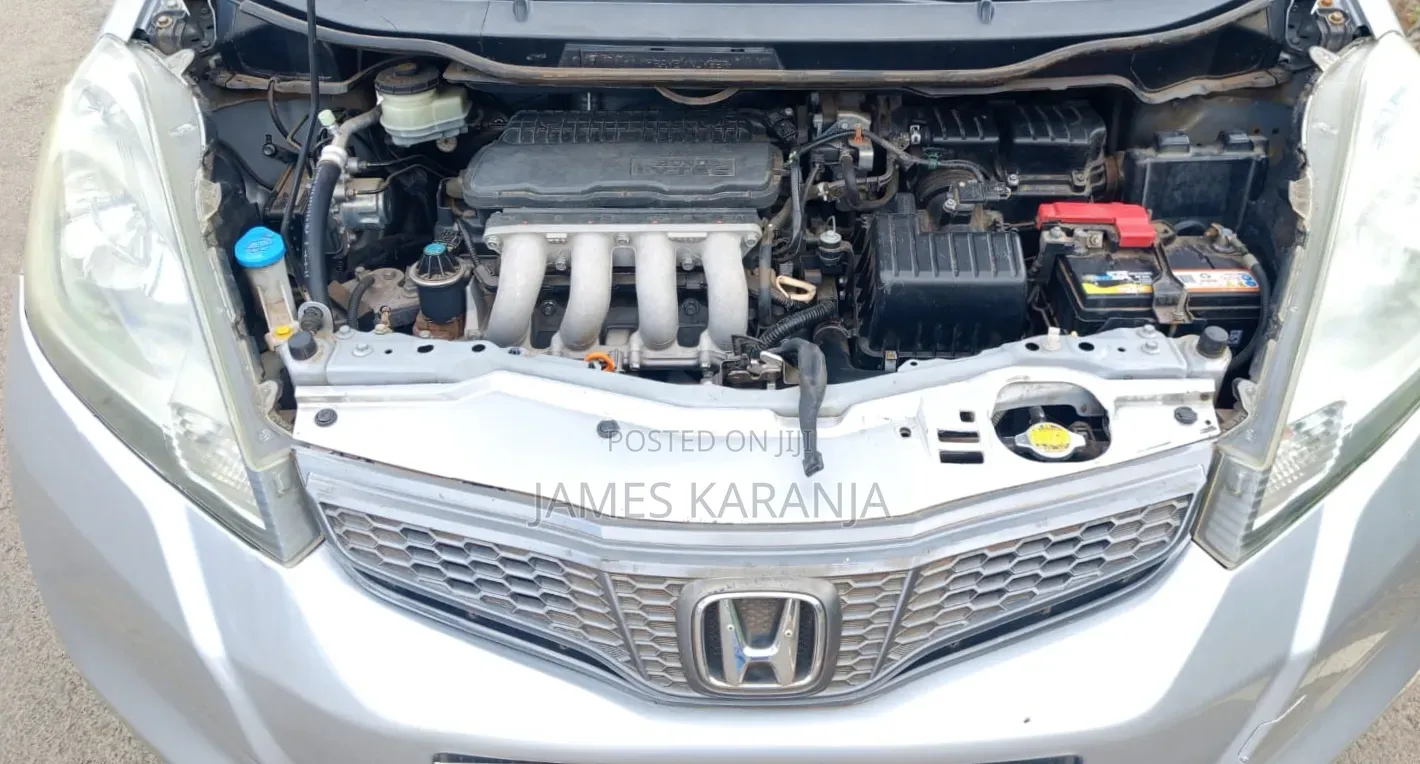 Honda Fit 2011 Silver
