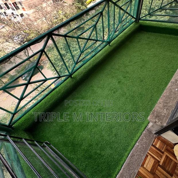 Multipurpose Artificial Grass Flooring | Homes, Gyms Play Areas - main view