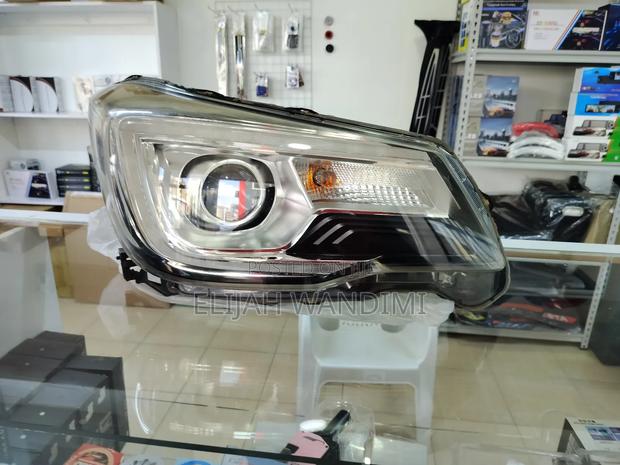 Subaru Forester (Sj) Right Side Headlight 8p 2014-2018 Xenon - thumbnail 12