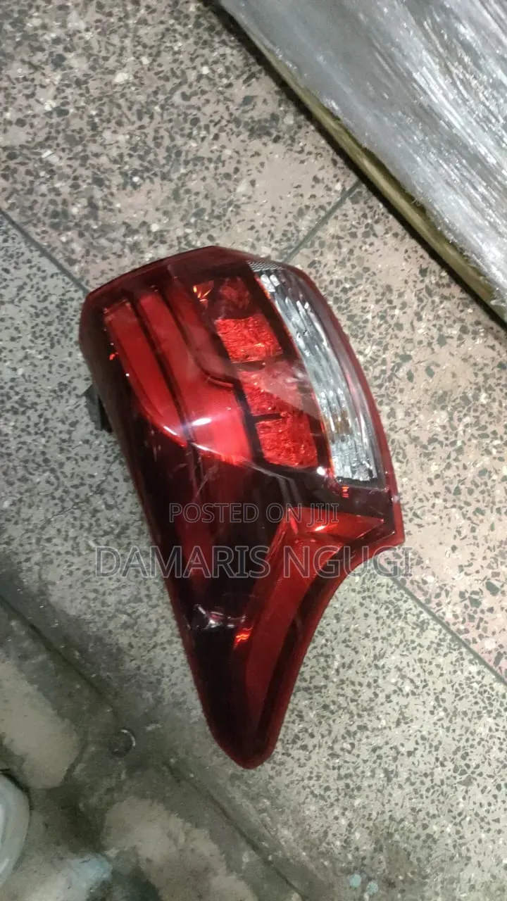 Outlander Taillight 2015-2018 Red